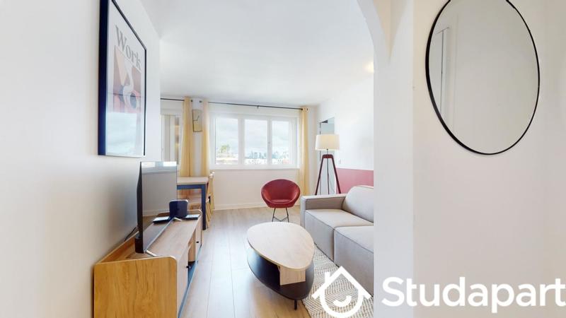 Chambre - 79 m² - 1 pièce