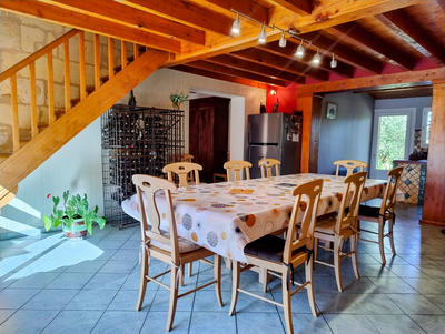 Maison - 160 m² - 7 pièces