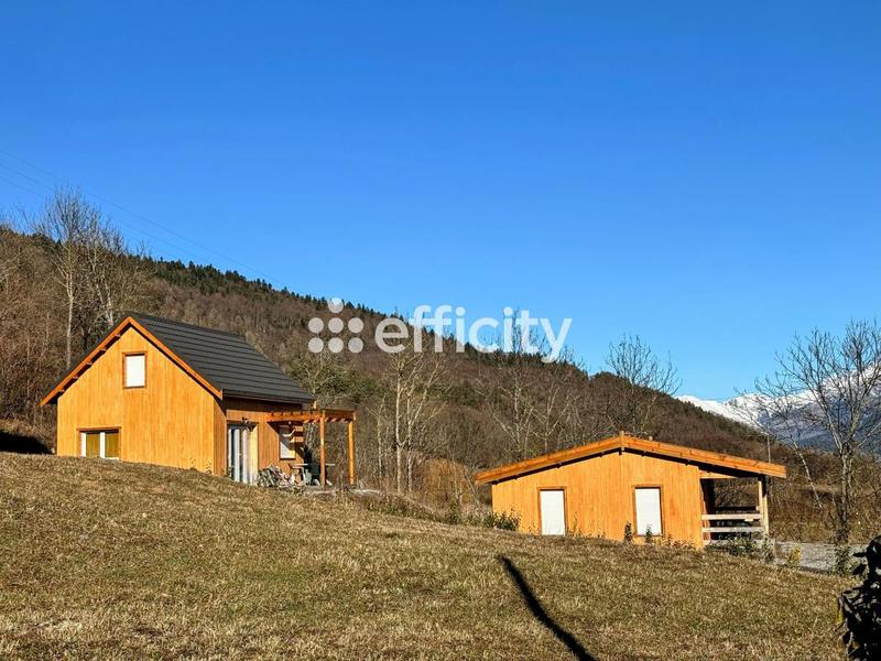 Châlet - 95 m² - 6 pièces