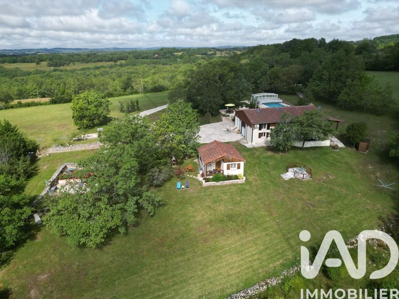 Maison - 183 m² - 6 pièces