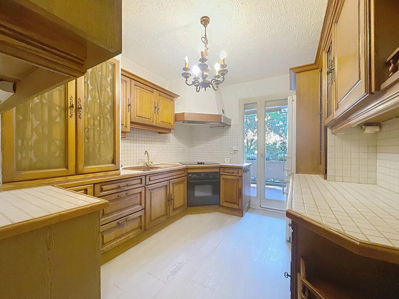 Appartement - 83 m² - 3 pièces