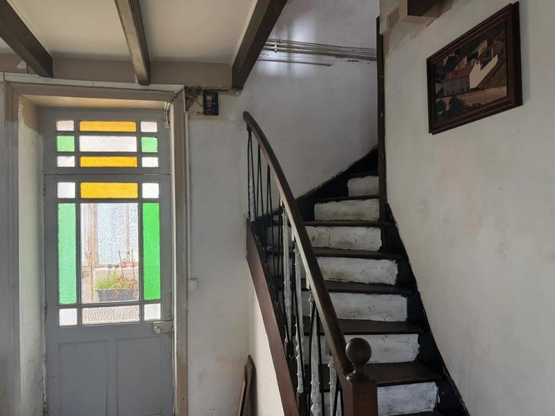 Propriété - 230 m² - 8 pièces