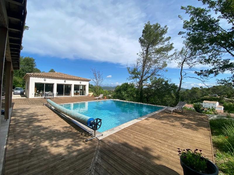 Villa - 177 m² - 7 pièces