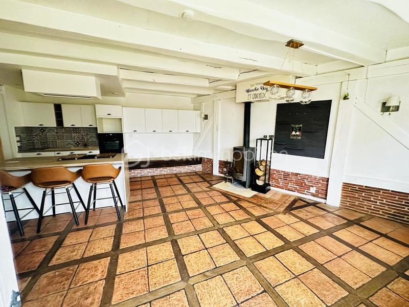 Maison - 90 m² - 3 pièces