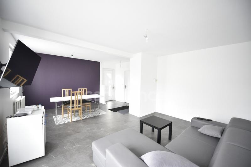 Maison - 111 m² - 5 pièces