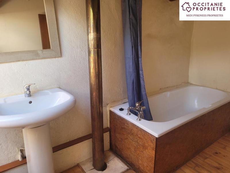 Maison en pierre - 78 m² - 3 pièces