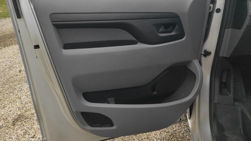 Peugeot Expert 2.0 BlueHDi 120 Asphalt