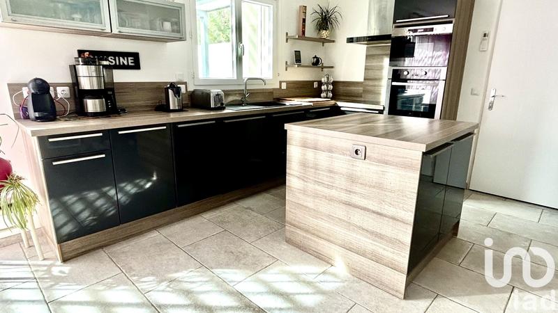 Maison - 92 m² - 4 pièces