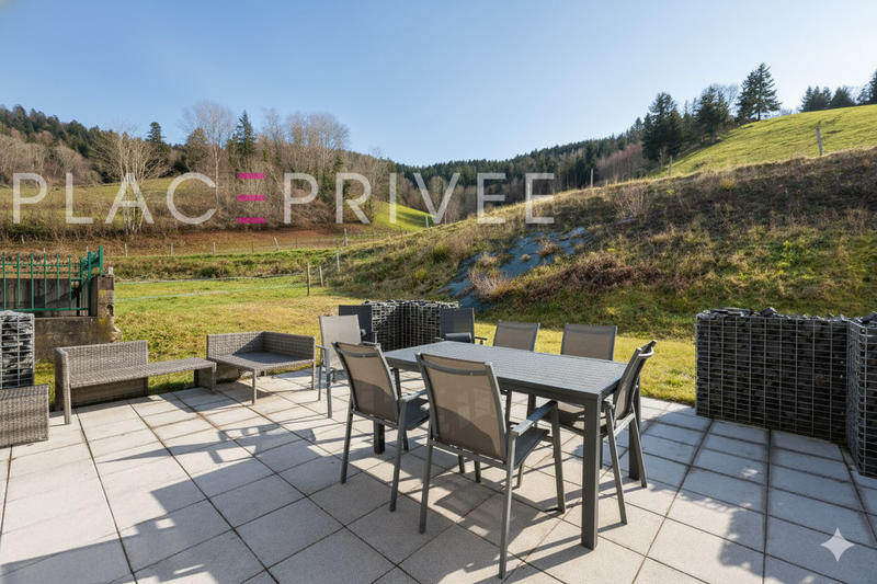 Maison de domaine équestre - 320 m² - 11 pièces