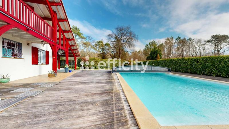 Maison - 185 m² - 6 pièces