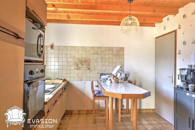 Maison traditionnelle - 150 m² - 6 pièces