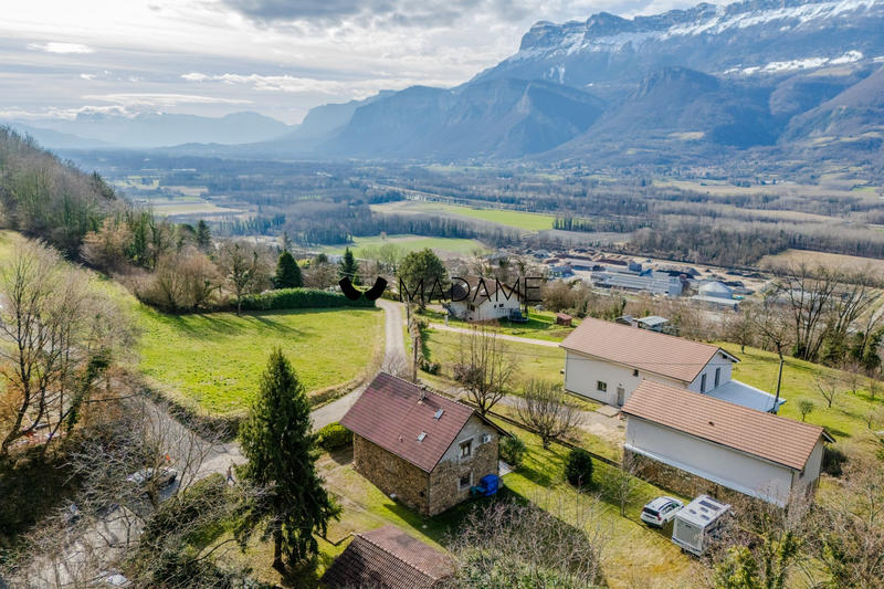 Maison - 112 m² - 4 pièces