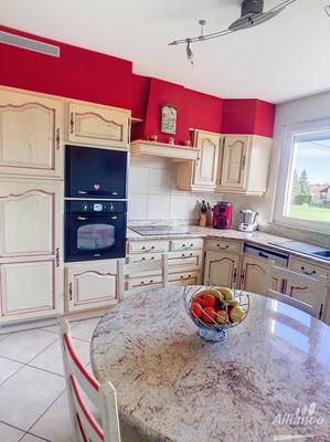 Propriété - 205 m² - 10 pièces