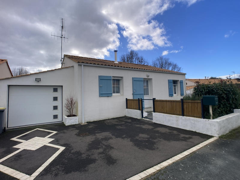 Maison - 98 m² - 4 pièces