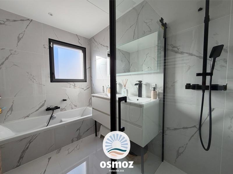 Maison - 98 m² - 3 pièces