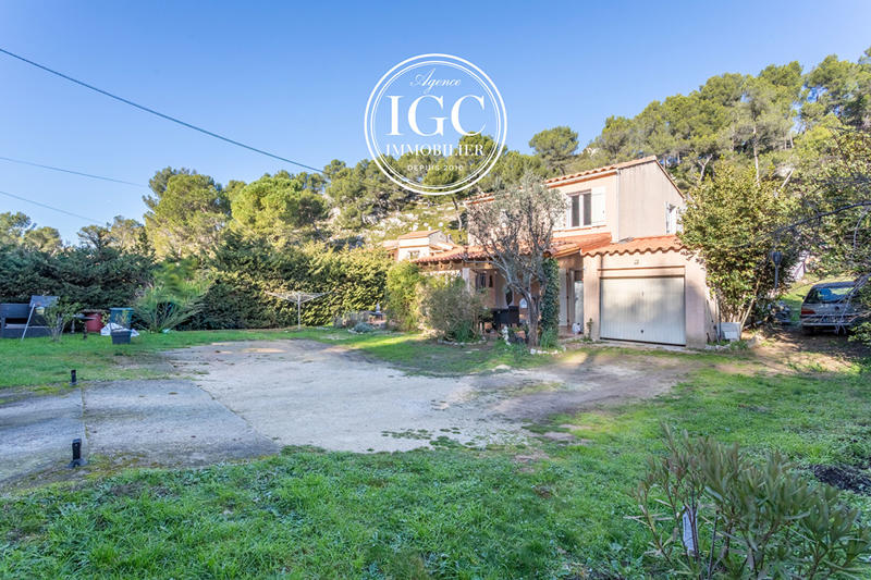 Maison - 101 m² - 5 pièces