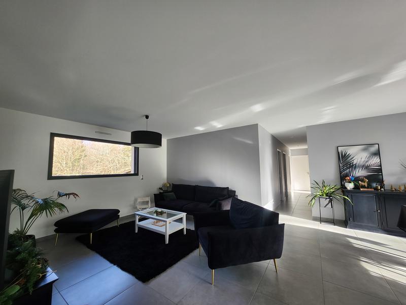 Maison - 149 m² - 6 pièces