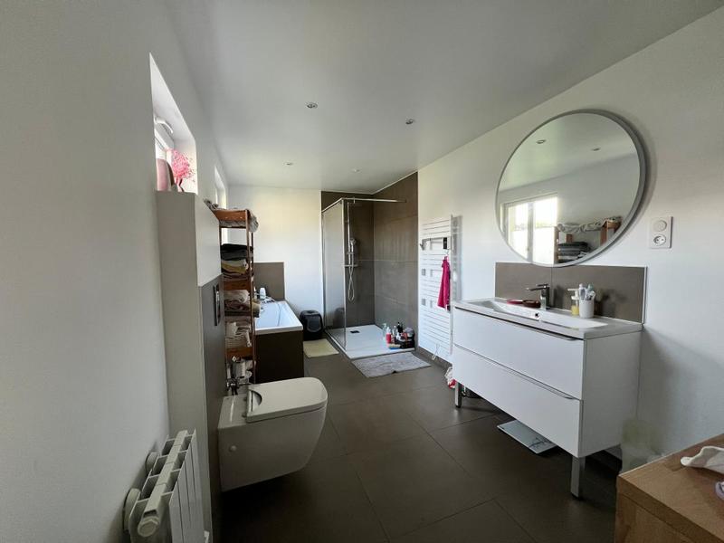 Maison - 92 m² - 4 pièces