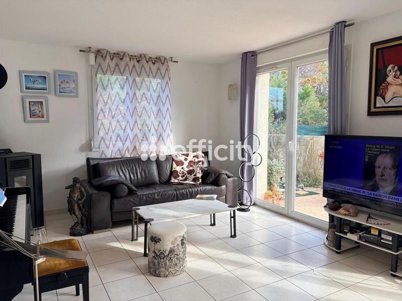 Maison - 140 m² - 6 pièces