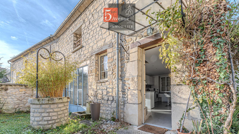 Maison - 88 m² - 4 pièces