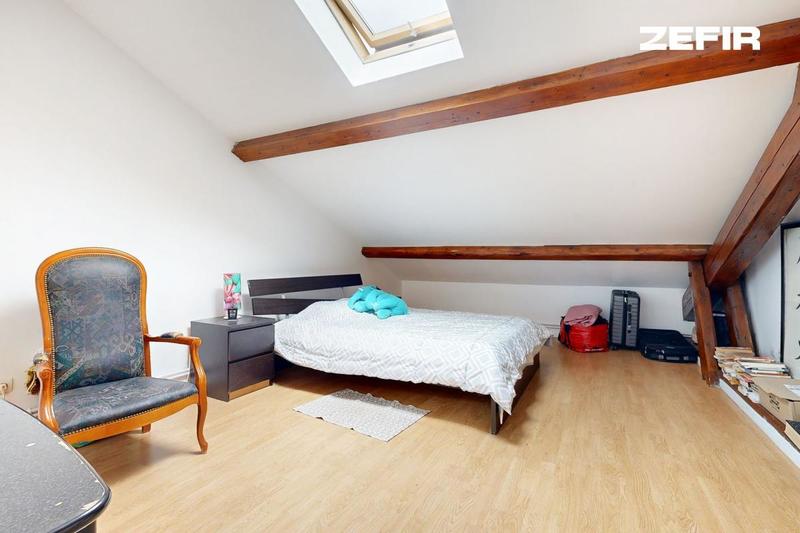 Maison - 177 m² - 2 pièces