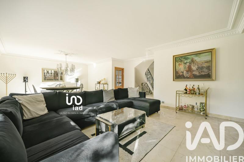 Maison - 192 m² - 6 pièces