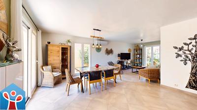 Maison - 83 m² - 3 pièces