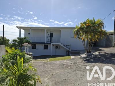 Maison - 196 m² - 7 pièces