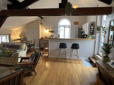 Appartement - 100 m² - 4 pièces