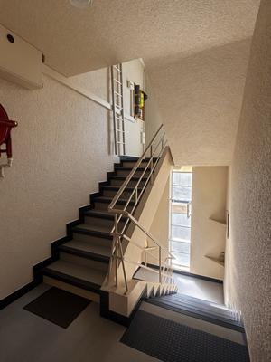 Maison - 227 m² - 12 pièces