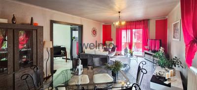 Maison - 199 m² - 7 pièces