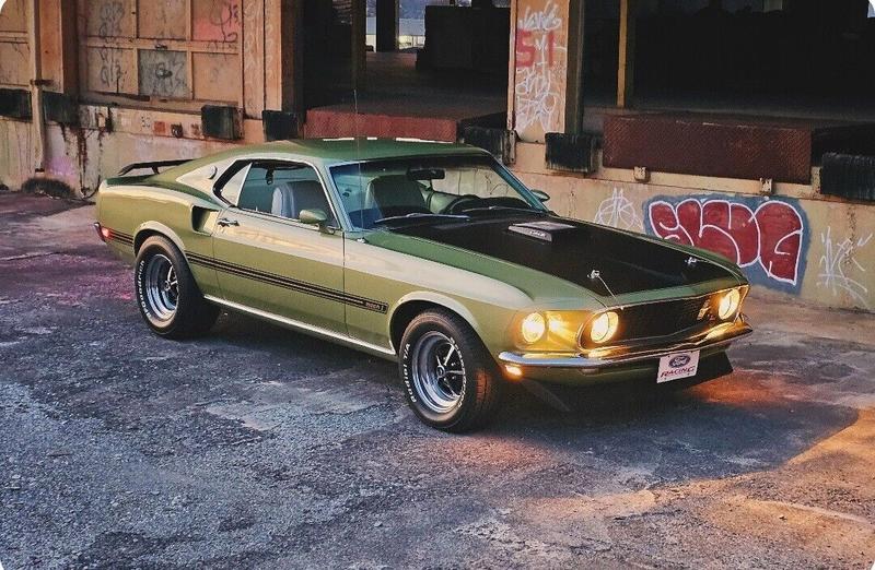 Ford Mustang fastback mach1 code R