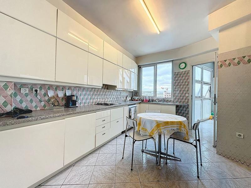 Appartement - 170 m² - 5 pièces