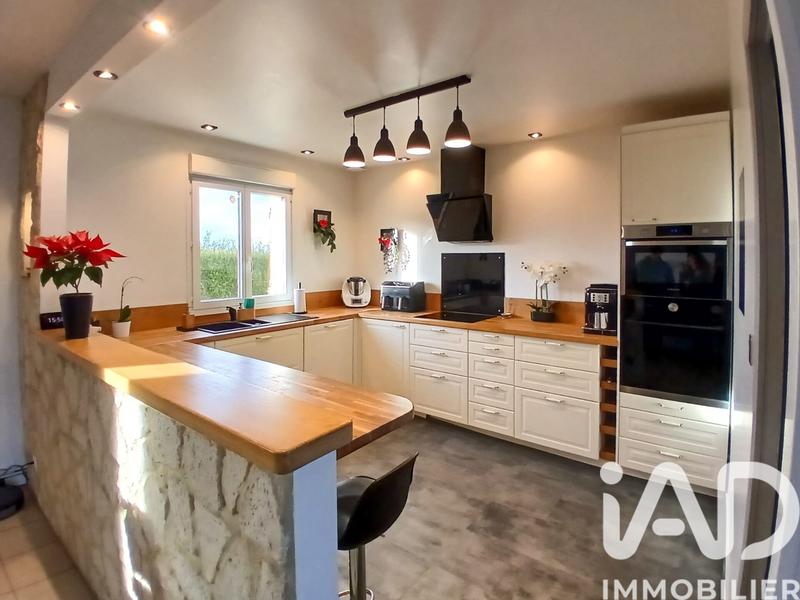 Maison - 110 m² - 4 pièces