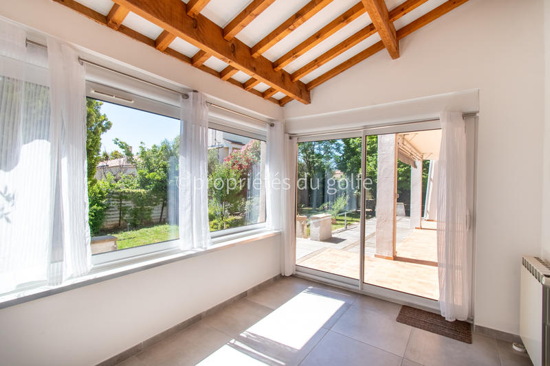 Maison - 309 m² - 9 pièces