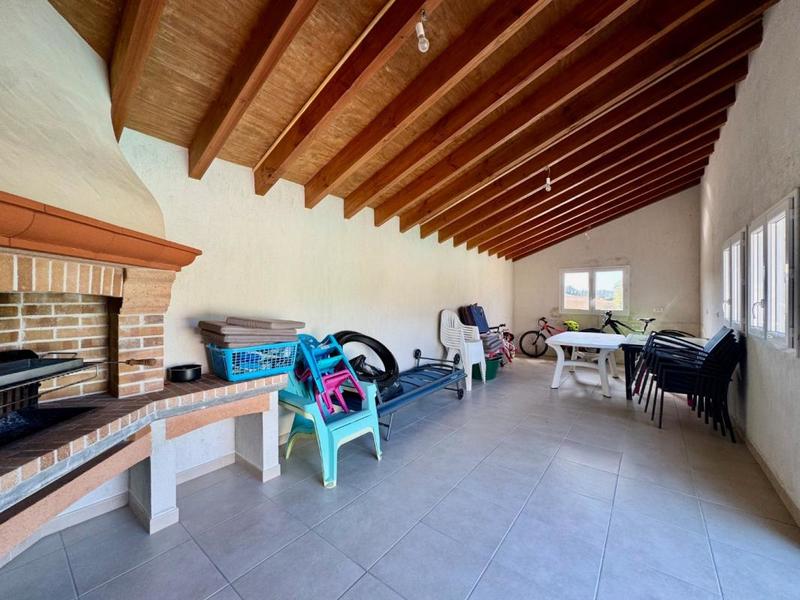 Maison - 184 m² - 7 pièces