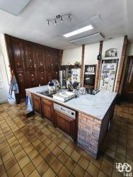 Maison - 693 m² - 26 pièces