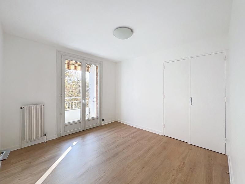 Appartement - 98 m² - 5 pièces