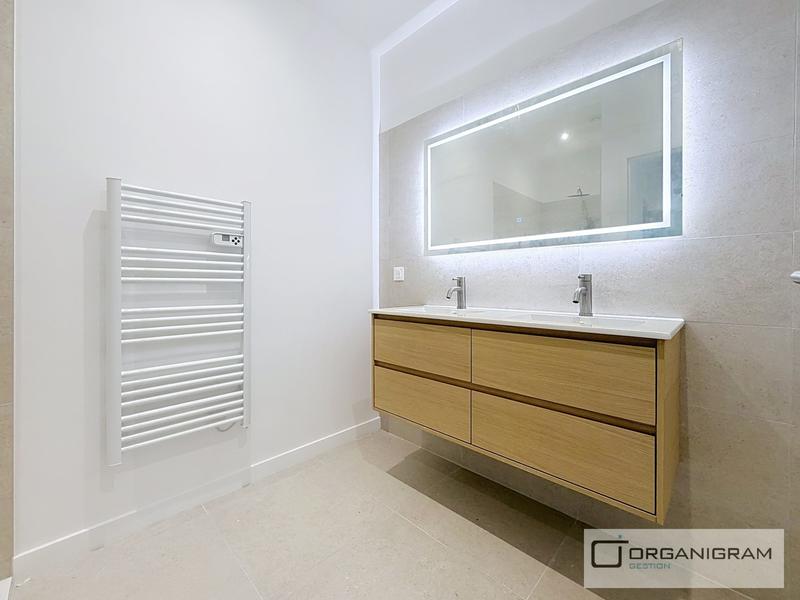 Appartement - 75 m² - 3 pièces