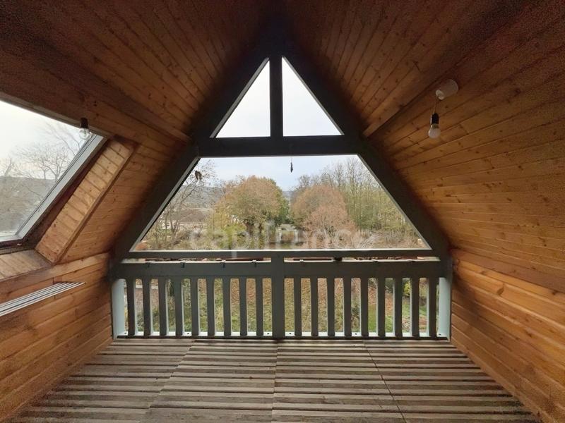 Appartement - 90 m² - 4 pièces