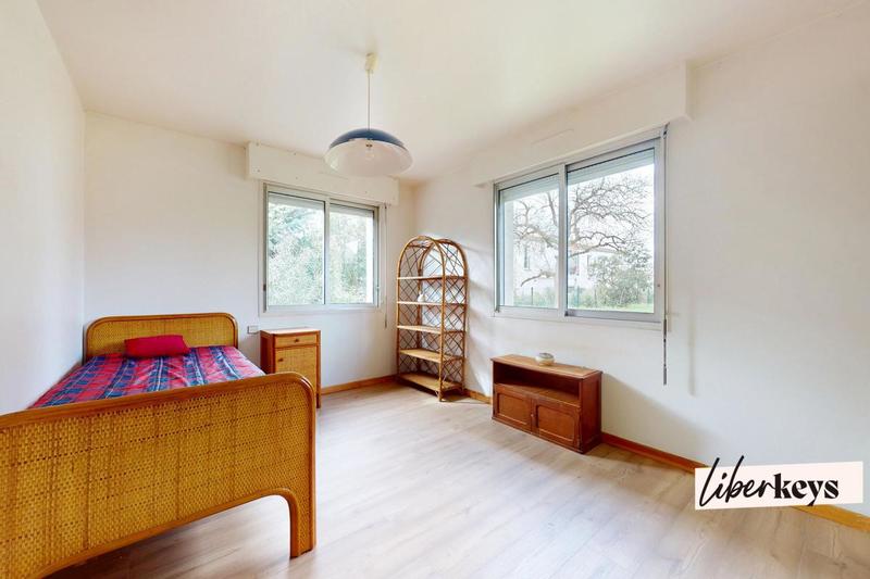 Maison - 162 m² - 6 pièces