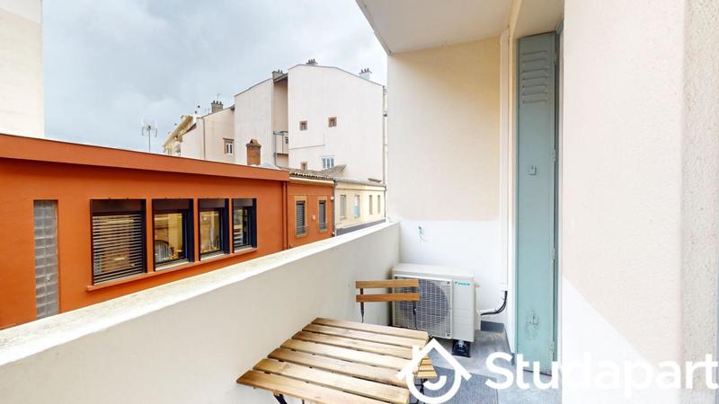 Chambre - 11 m² - 1 pièce