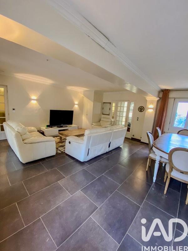 Maison - 140 m² - 6 pièces