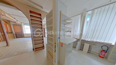 Immeuble - 303 m² - 9 pièces