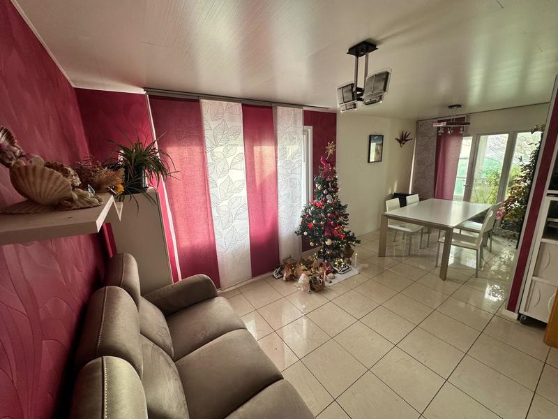 Maison - 75 m² - 4 pièces