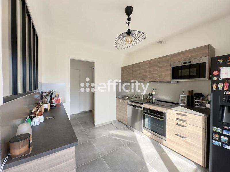 Appartement - 72 m² - 3 pièces