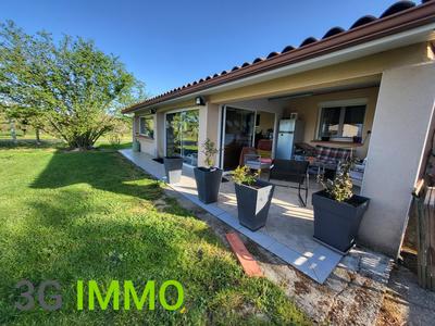 Maison - 101 m² - 6 pièces