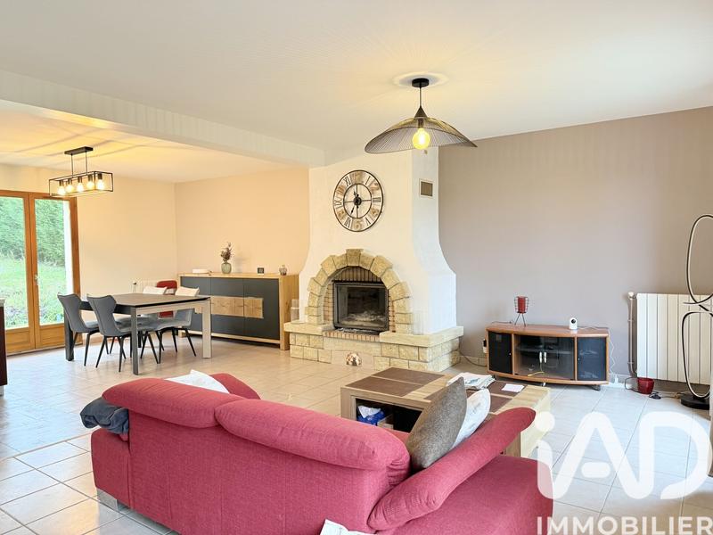 Maison - 147 m² - 8 pièces