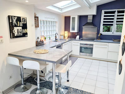 Maison - 140 m² - 6 pièces