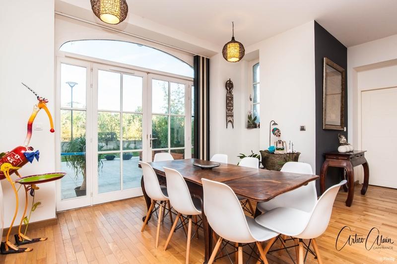 Appartement - 104 m² - 5 pièces